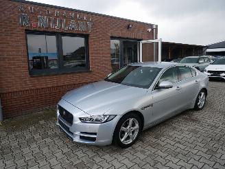 Damaged car Jaguar XE PRESTIGE LEER LED 2018/8