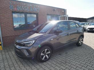 Vaurioauto  passenger cars Opel Crossland ENJOY LED 2024/1