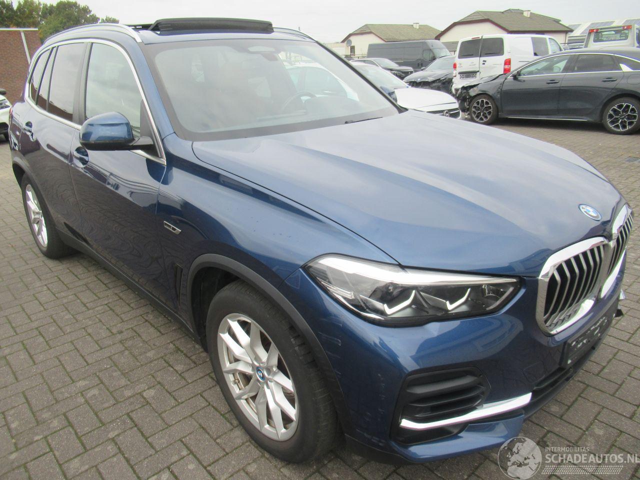 BMW X5 X-DRIVE45E Aut.69.900km!! .Leer.HarmanKardon-Sound.Navi.Panorama-D.Head-Up.E.Stoelen