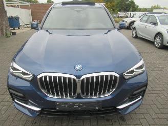 krockskadad bil auto BMW X5 X-DRIVE45E Aut.69.900km!! .Leer.HarmanKardon-Sound.Navi.Panorama-D.Head-Up.E.Stoelen 2022/8
