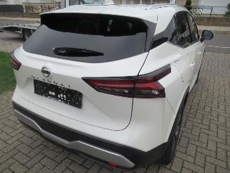 krockskadad bil auto Nissan Qashqai 1.3DIG-T140pk MildHybrid Climatronic Navi Panorama-D Camera Keyless-Go 2022/10