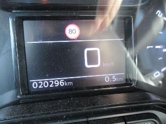 Citroën Berlingo 1.5BlueHdi 100 5-Zits  Airco  Navi  CruiseControl  2xSchuifdeur 20.200KM!! picture 17