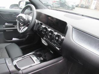 Mercedes GLA GLA 180 Aut.MildHybrid HalfLeer Navi Camera StoelVerwarming Led....... picture 14