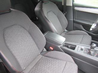 Seat Leon Leon 1.0TSI  FR  Climatronic Navi HalfLeer Stoel/StuurVerwarming Keyless-Go ... picture 18
