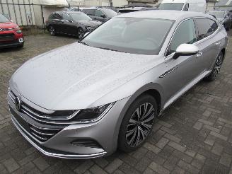 skadebil auto Volkswagen Arteon ShootingBrake Plugin-Hybrid Aut. GTE Climatronic Leer Navi Camera Keyless-Go StoelVerwarming E.Stoelen 2023/5