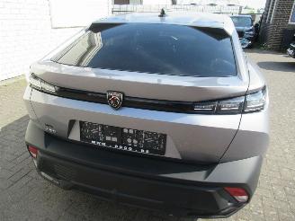Voiture accidenté Peugeot 408 PureTech 130 EAT8 Aut. Allure HalfLeer Navi Camera Stoel/Stuur-Verwarming..... 2024/4