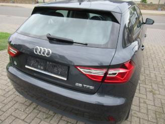 Vaurioauto  passenger cars Audi A1 25TFSi SportBack 29.274km!! VirtualCockpit Airco FrontAssist CruiseControl Pdc Android-Auto Navi-Voorbereid 2023/12