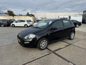 uszkodzony samochody osobowe Fiat Punto Evo 1.3 M-jet Street 2014/11