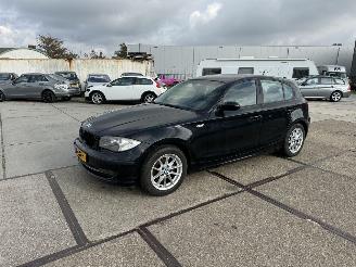 Voiture accidenté BMW 1-serie 116i 2008/11