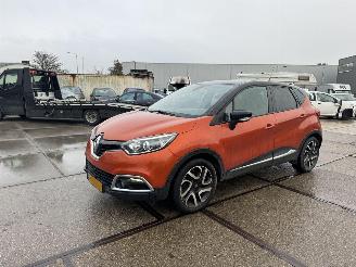 Schadeauto Renault Captur 0.9 Tce Dynamique 2015/2
