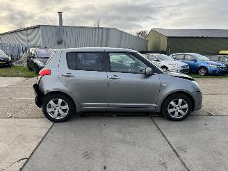 Suzuki Swift 1.3 Comfort picture 18