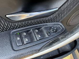 BMW 3-serie 320d Touring picture 6