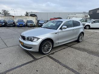 skadebil auto BMW 1-serie 116i Business Line 2010/4