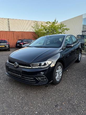 Schadeauto Volkswagen Polo 1.0 TSI Highline LED virtual cockpit 2021/12