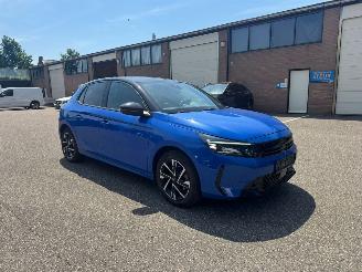 skadebil auto Opel Corsa GS LINE 130PK PANO AUTOMAAT Camera Stuur &Stoelverwarming Rijbare schade 2024/5