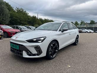 krockskadad bil auto Cupra Leon 150pk Led Leder Nieuwe Type 2025/5