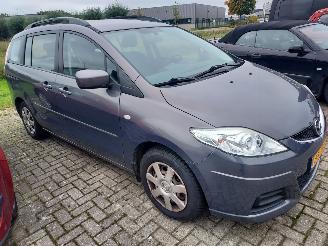 Coche accidentado Mazda 5 7 persoons + Apk 2009/8