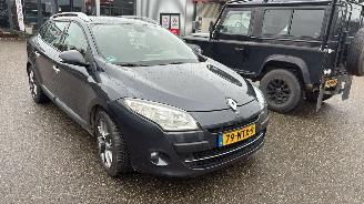 Voiture accidenté Renault Mégane Estate 1.6 dCI Automaat 2010/11
