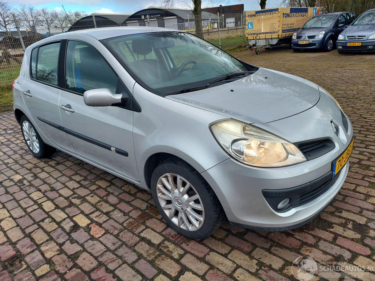 Renault Clio 1.2 5 deurs