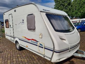 dañado caravana Swift  Toscane 450 Luifel+Frans bed 2002/12