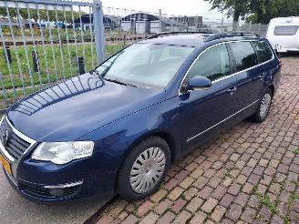 Unfallwagen Volkswagen  2.0 TDI Bleu Motion 2009/8