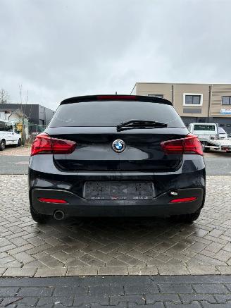 BMW 1-serie 118i picture 6