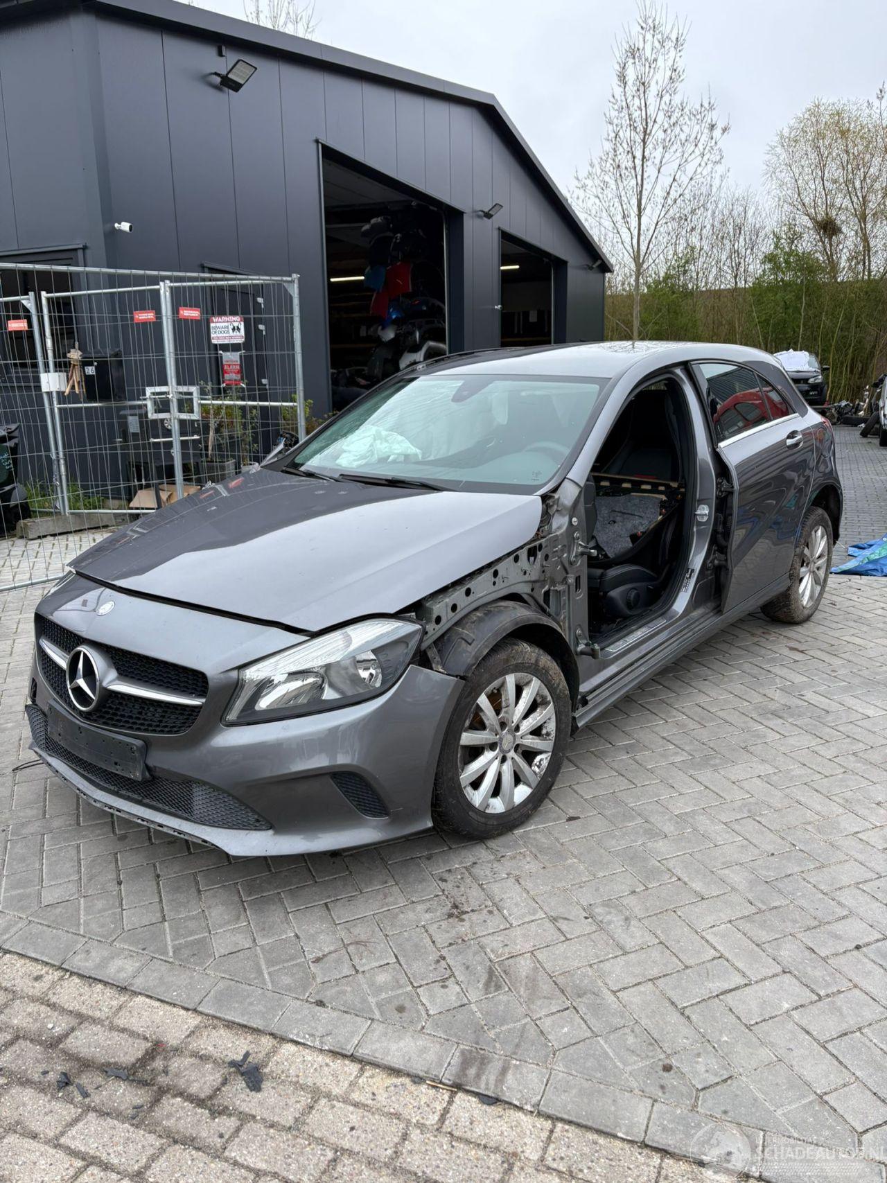 Mercedes  a160