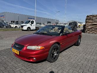 skadebil auto Chrysler Stratus 2.5i V6 Convertible 2000/7