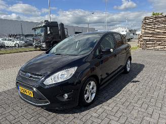 Unfallwagen Ford C-Max 92Kw Navi Clima 2013/7