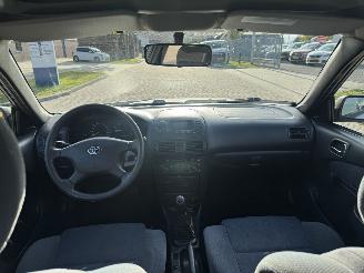 Toyota Corolla 1.6 VVT-i picture 12