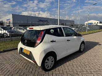 Toyota Aygo 1.0 VVT-i X Fun  AIRCO picture 3