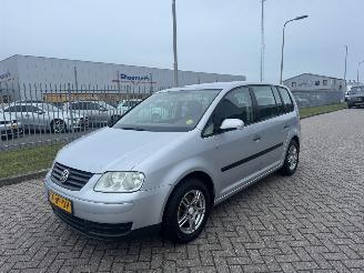 škoda osobní automobily Volkswagen Touran 1.6 75kw 7-PERSOONS 2004/1