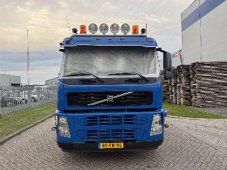 Volvo FM 8x2 Haakarm picture 7