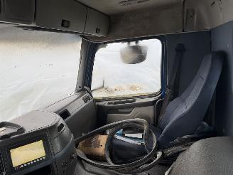 Volvo FM 8x2 Haakarm picture 26