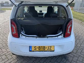 Volkswagen Up! White Up Navi picture 13