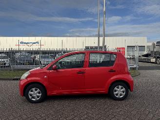 Daihatsu Sirion 1.0 12V picture 2