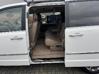 Chrysler Town & Country 3.6 V6 Navi - Clima picture 13