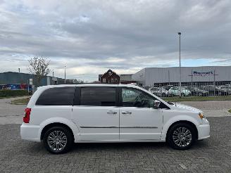 Chrysler Town & Country 3.6 V6 Navi - Clima picture 2