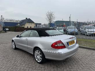 Mercedes CLK 200 K  CABRIOLET  Avantgarde picture 6
