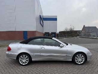 Mercedes CLK 200 K  CABRIOLET  Avantgarde picture 2