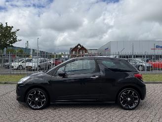 uszkodzony samochody osobowe Citroën DS3 1.6 So Chic  88Kw Clima 2010/9