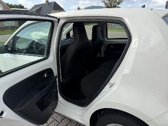 Volkswagen Up! 1.0 BMT Move Up picture 11