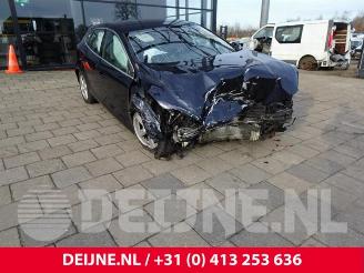 Autoverwertung Volvo V-40 V40 (MV), Hatchback 5-drs, 2012 / 2019 2.0 D2 16V 2015/12