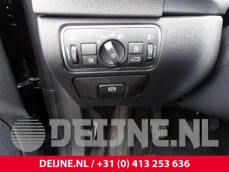 Volvo V-60 V60 I (FW/GW), Combi, 2010 / 2018 2.0 D2 16V picture 16