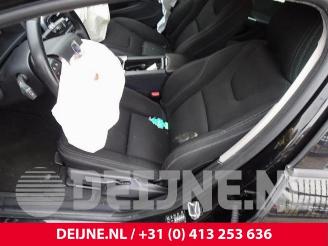 Volvo V-60 V60 I (FW/GW), Combi, 2010 / 2018 2.0 D2 16V picture 29