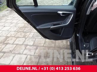 Volvo V-60 V60 I (FW/GW), Combi, 2010 / 2018 2.0 D2 16V picture 32