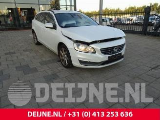 Uttjänta bilar auto Volvo V-60 V60 I (FW/GW), Combi, 2010 / 2018 1.6 DRIVe 2013/7