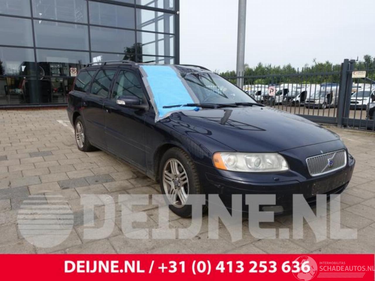Volvo V-70 V70 (SW), Combi, 1999 / 2008 2.4 D5 20V