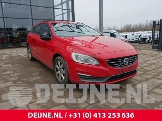 demontáž osobní automobily Volvo V-60 V60 I (FW/GW), Combi, 2010 / 2018 2.0 D3 20V 2014/3