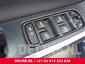 Volvo V-60 V60 I (FW/GW), Combi, 2010 / 2018 1.6 T3 16V picture 17